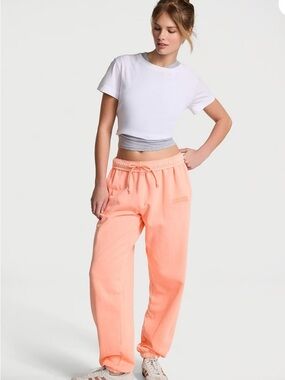 Victoria Secret Ivy Fleece Jogger Sweatpants with Elastic Waist NWOT